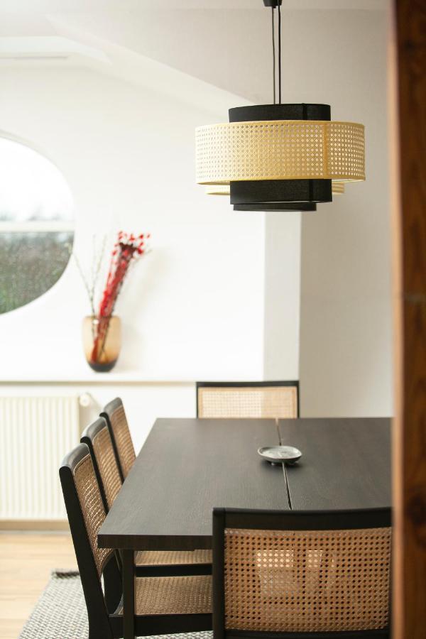Unique 5 Bedroom W Exposed Beams In Lägenhet Köpenhamn