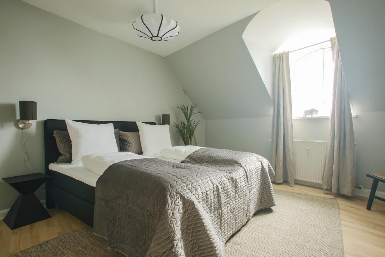 Unique 5 Bedroom W Exposed Beams In Lägenhet Köpenhamn