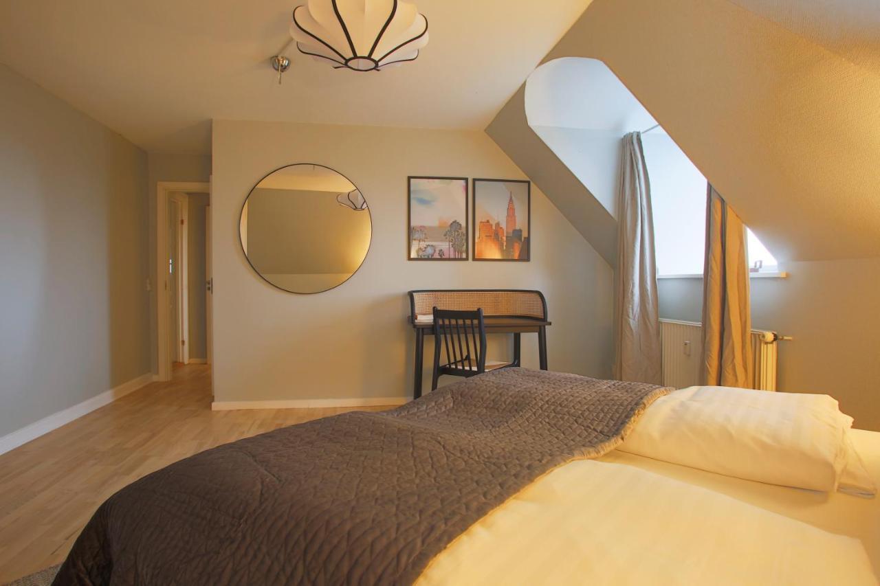 Unique 5 Bedroom W Exposed Beams In Köpenhamn